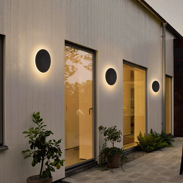 Solvian | LED Wandlampe in runder Form