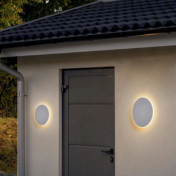 Solvian | LED Wandlampe in runder Form