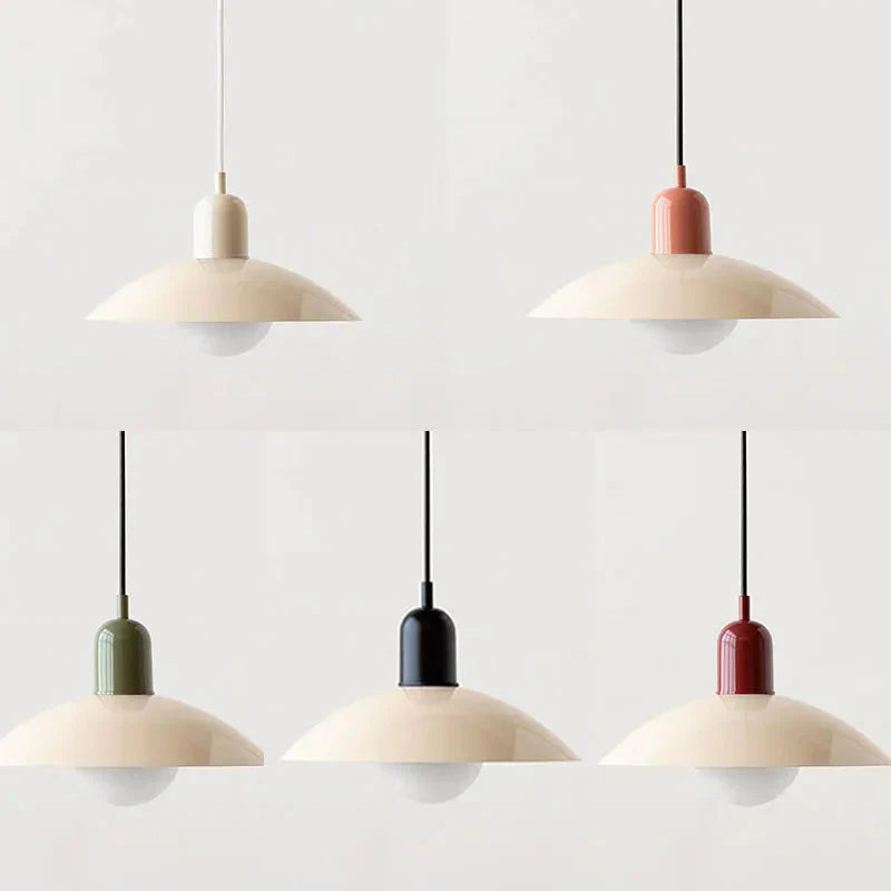 Macaron Pendelleuchte | Farbiger Glasschirm für Modernes Flair