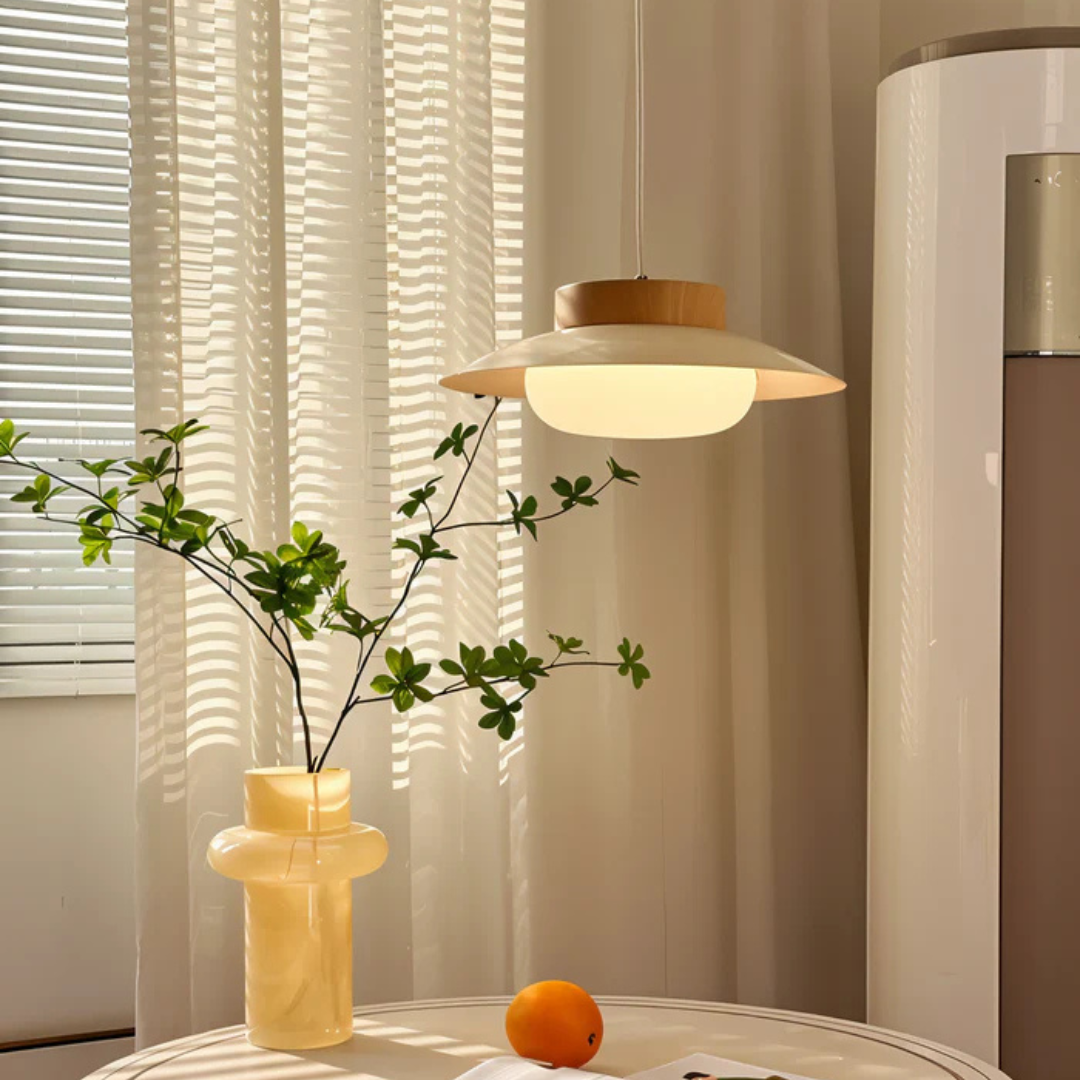 Nuvora | Pendelleuchte mit Holz und Glas