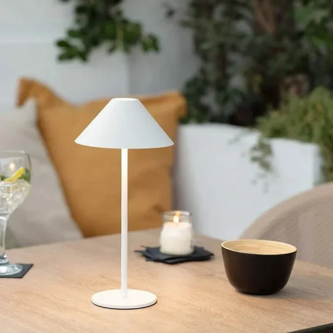 Liora | Kabellose Tischleuchte Kegelform