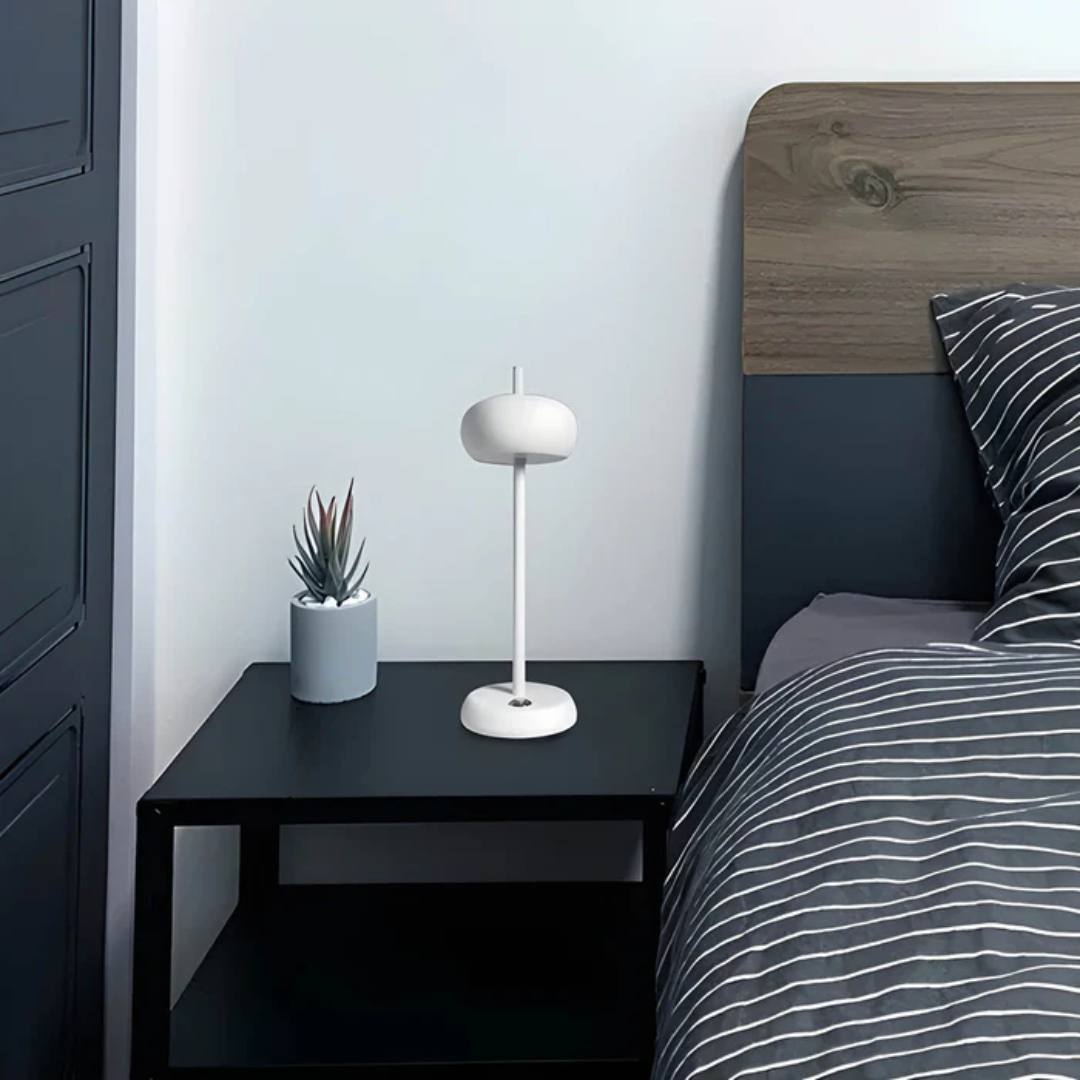 Nilo | LED Tischlampe Kabellos Modern