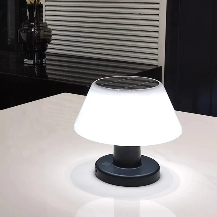 Sorelia | LED Tischlampe mit Schirmform