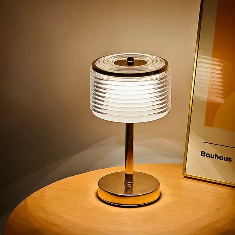 Cirvella | LED Nachttischlampe mit Glasdesign