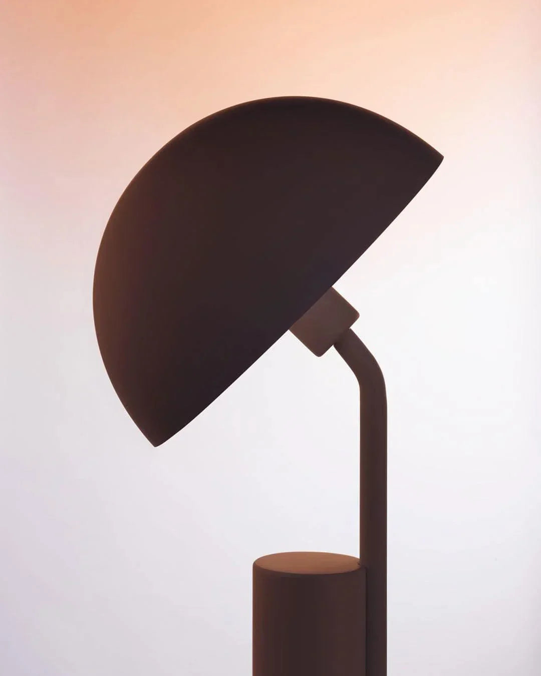 Ardela | Skulpturale Tischlampe