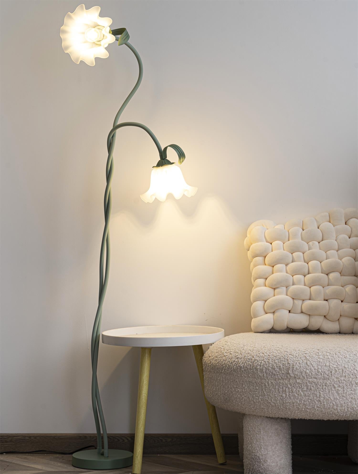 Bloomora | Blühende Design-Stehlampe