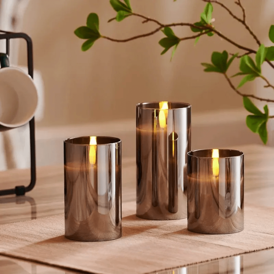Candly | LED-Kerze mit realistischer Flamme im Glasdesign | Dreier-Set