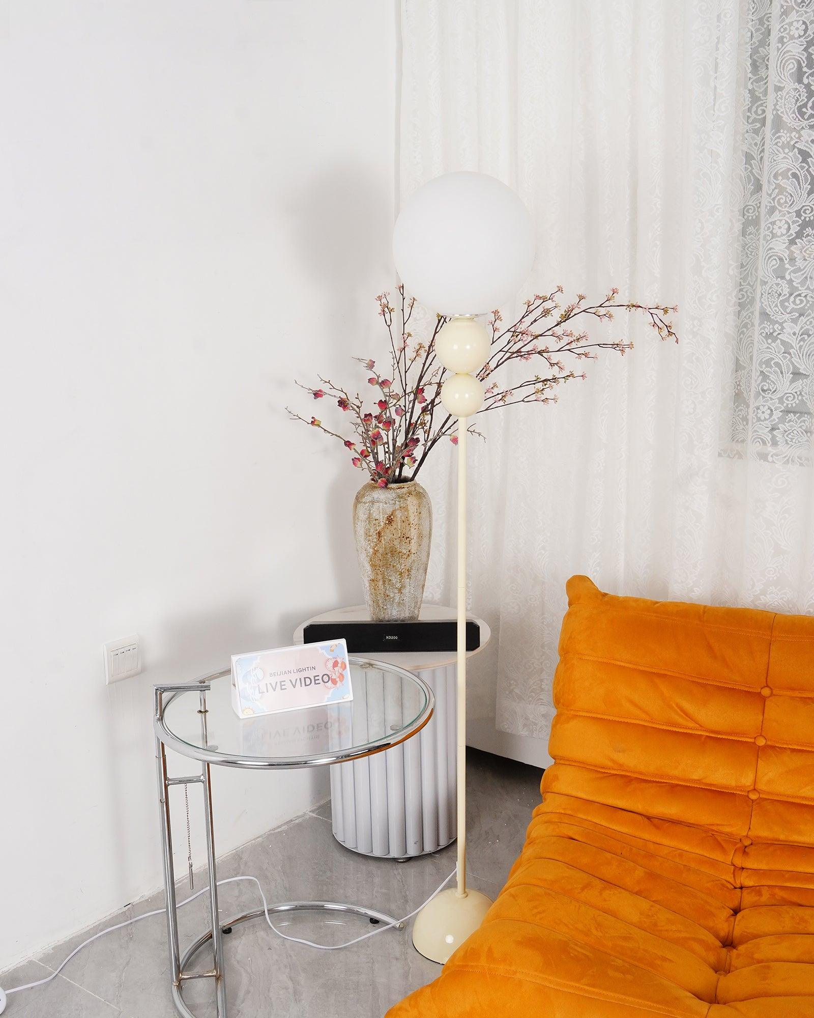 Marbelle | Retro Stehleuchte mit Kugel-Design