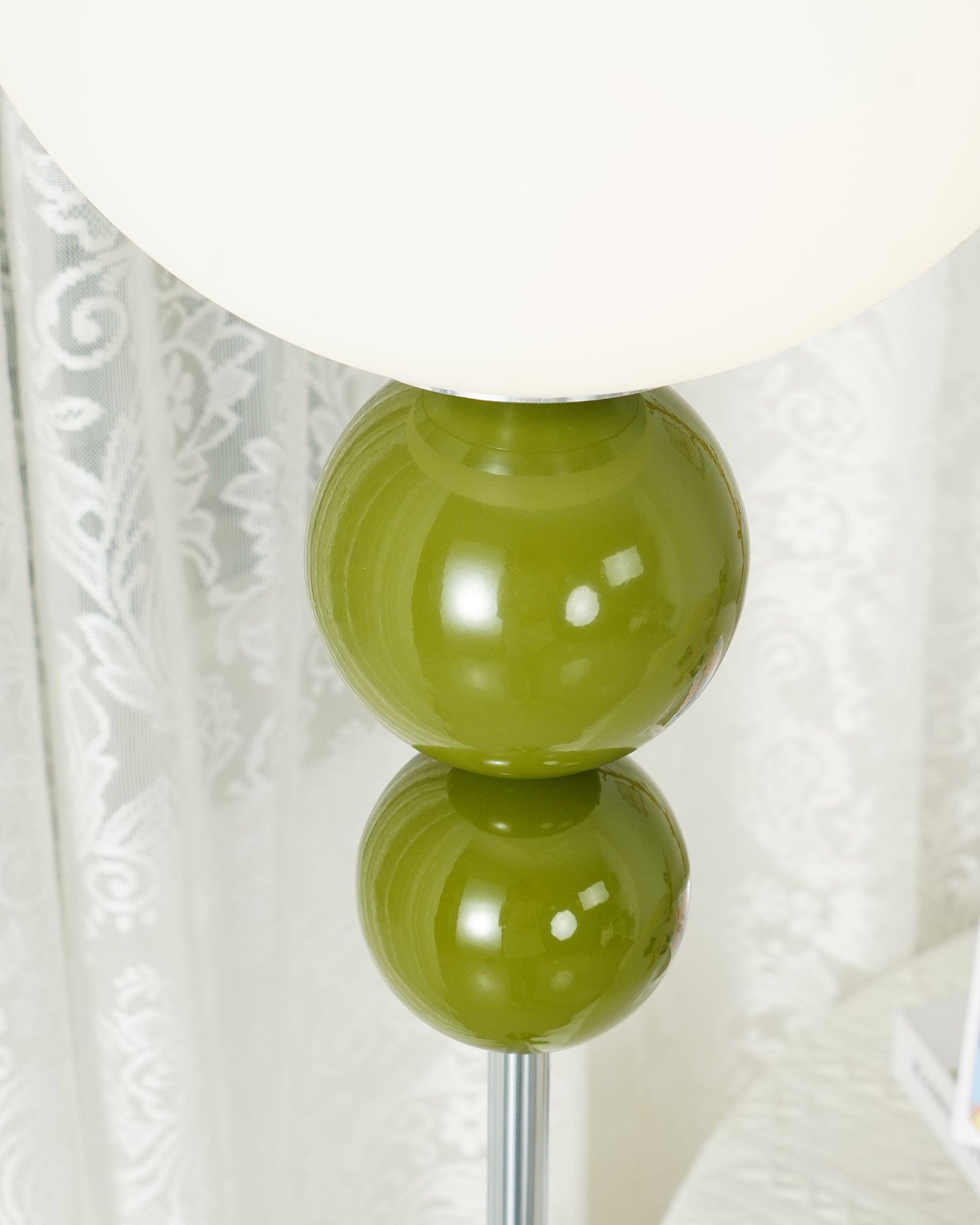 Marbelle | Retro Stehleuchte mit Kugel-Design