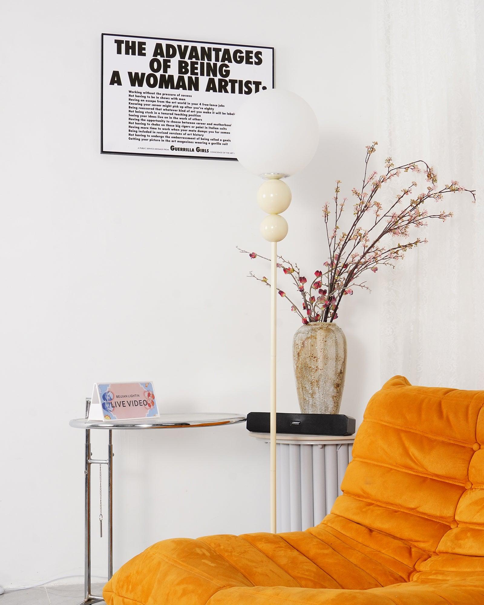 Marbelle | Retro Stehleuchte mit Kugel-Design