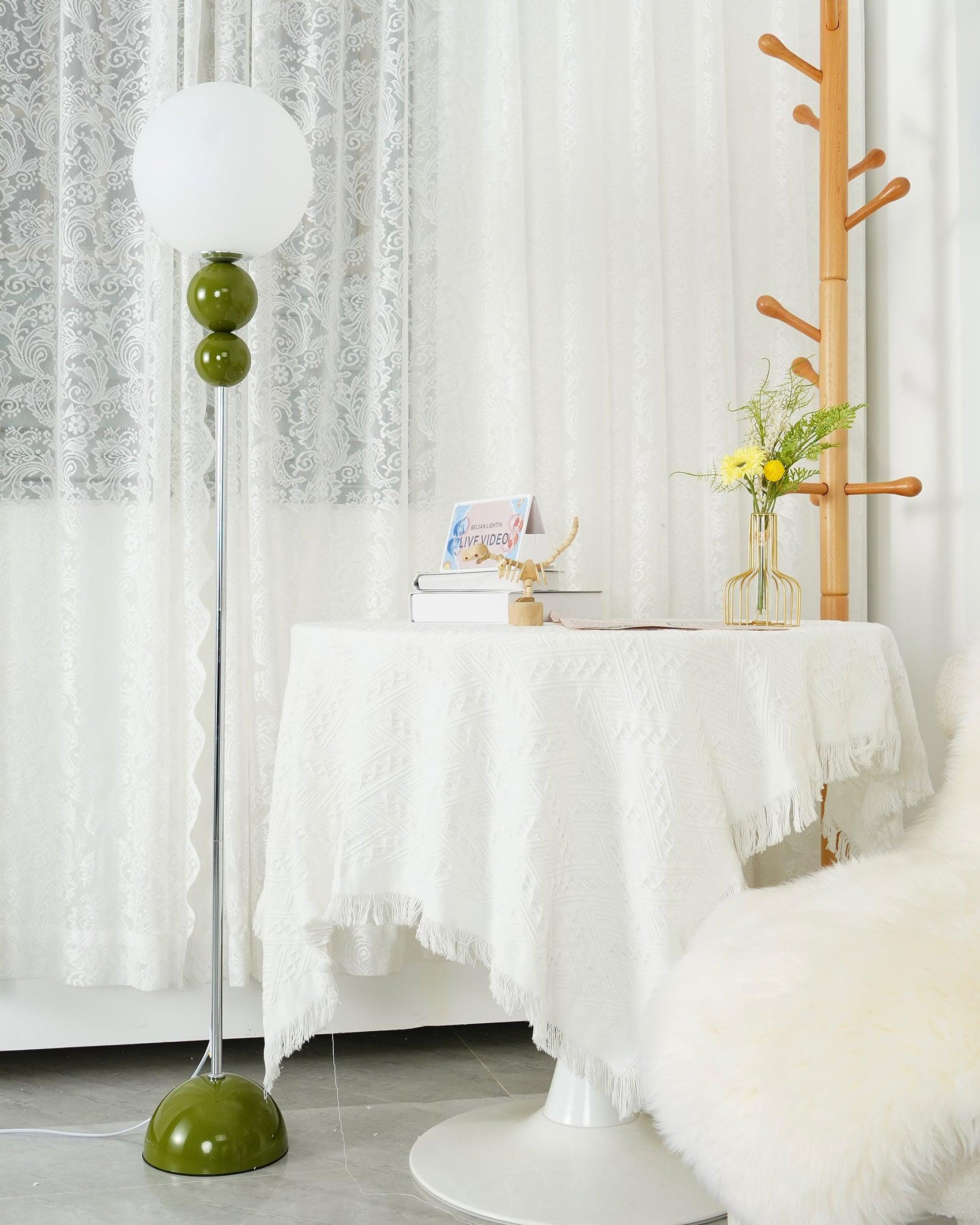 Marbelle | Retro Stehleuchte mit Kugel-Design