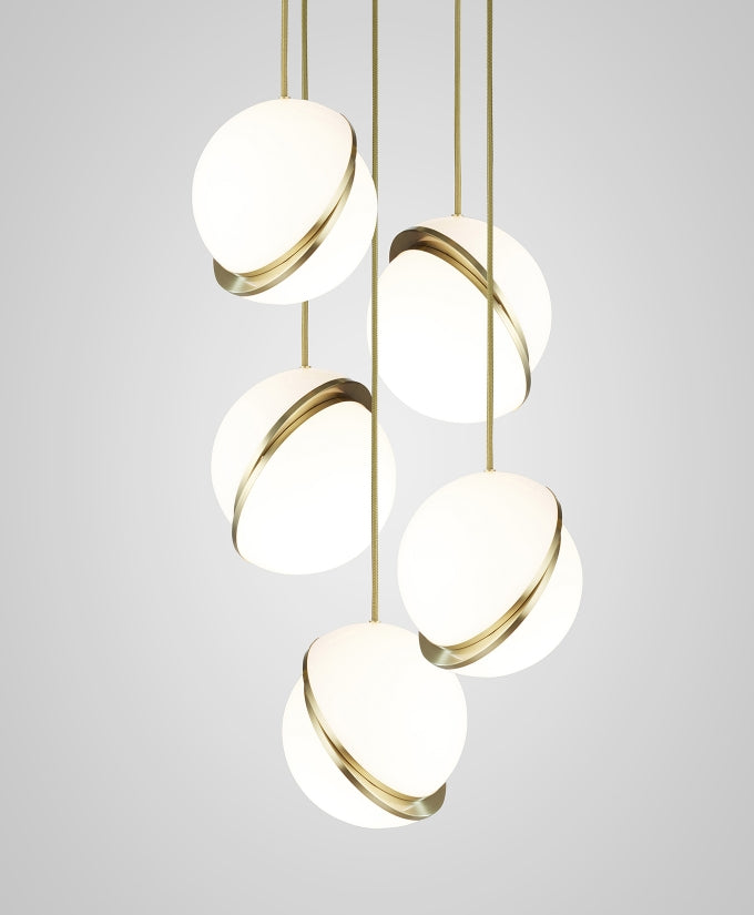 Solenne | Kugel Pendelleuchte mit Goldakzent