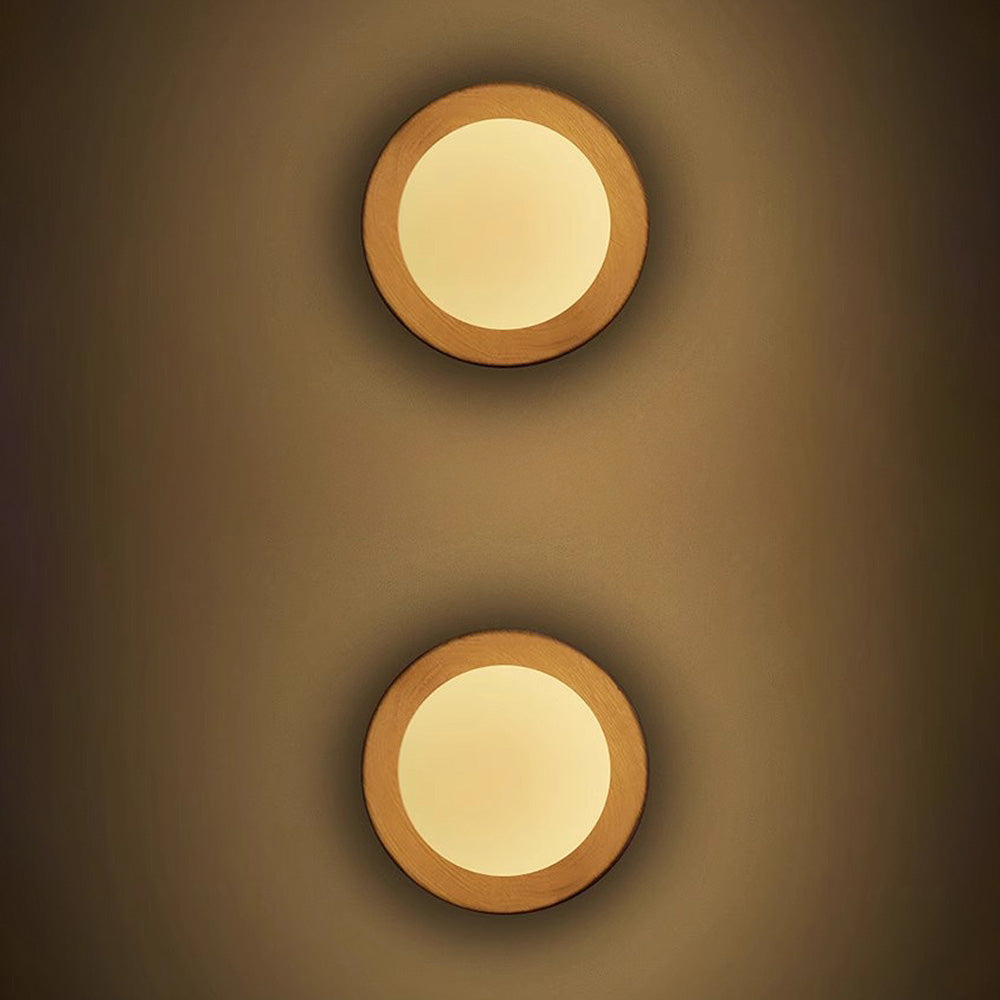 Corvian | Runde LED Wandleuchte mit Holzrahmen