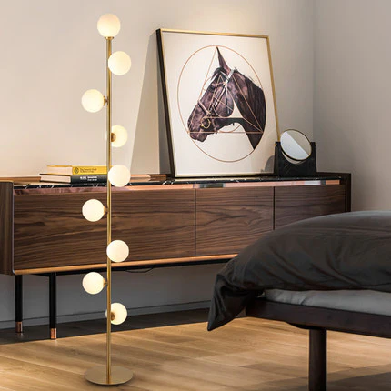 Celestina | Designer Stehlampe mit Kugellicht
