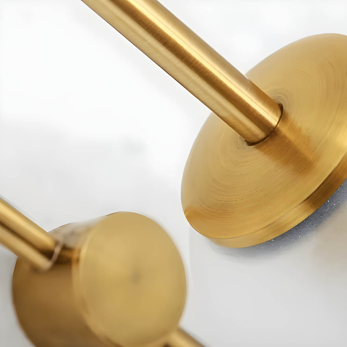 Evelor | Zylinder Wandleuchte mit Glasdesign