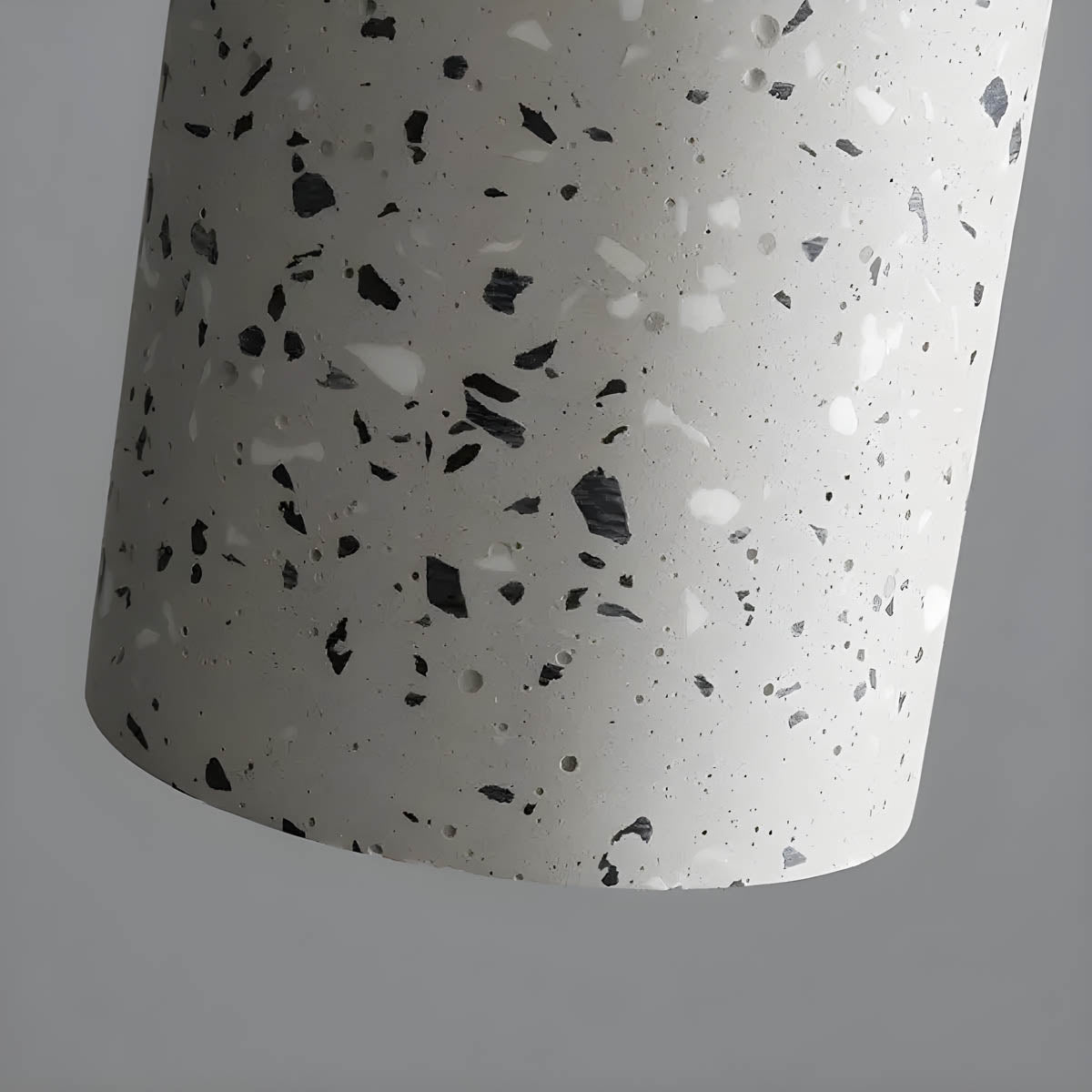 Nerian | Zylinder Pendelleuchte mit Terrazzo-Optik
