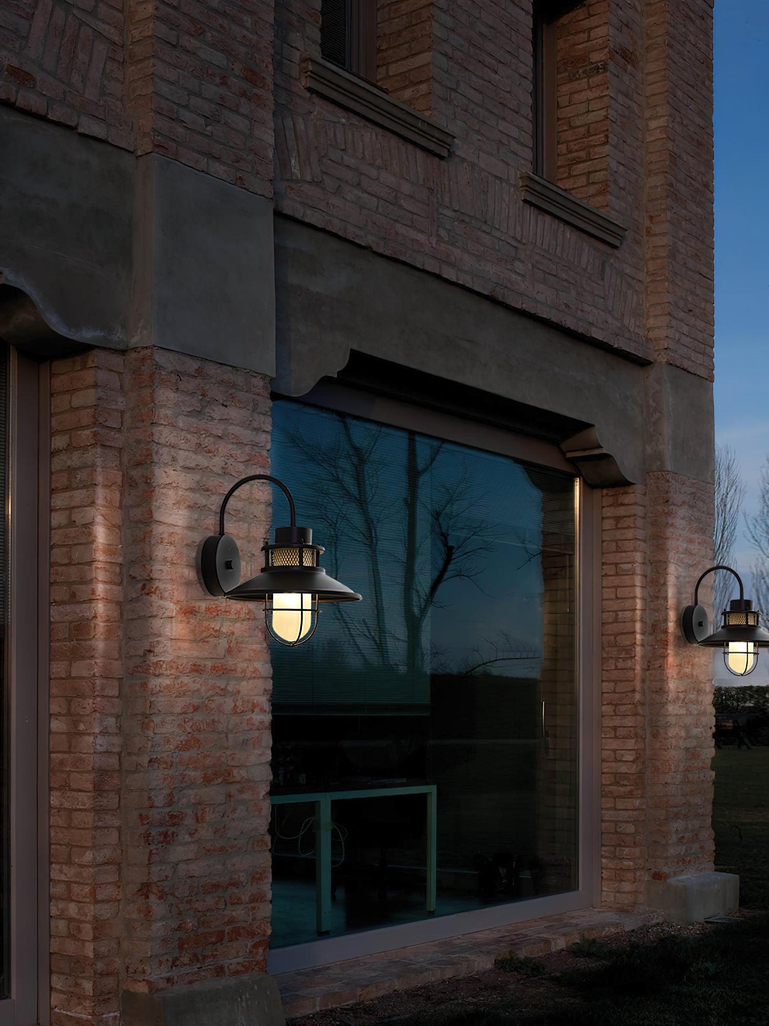 Kastell | LED-Außenwandleuchte im Industriestil