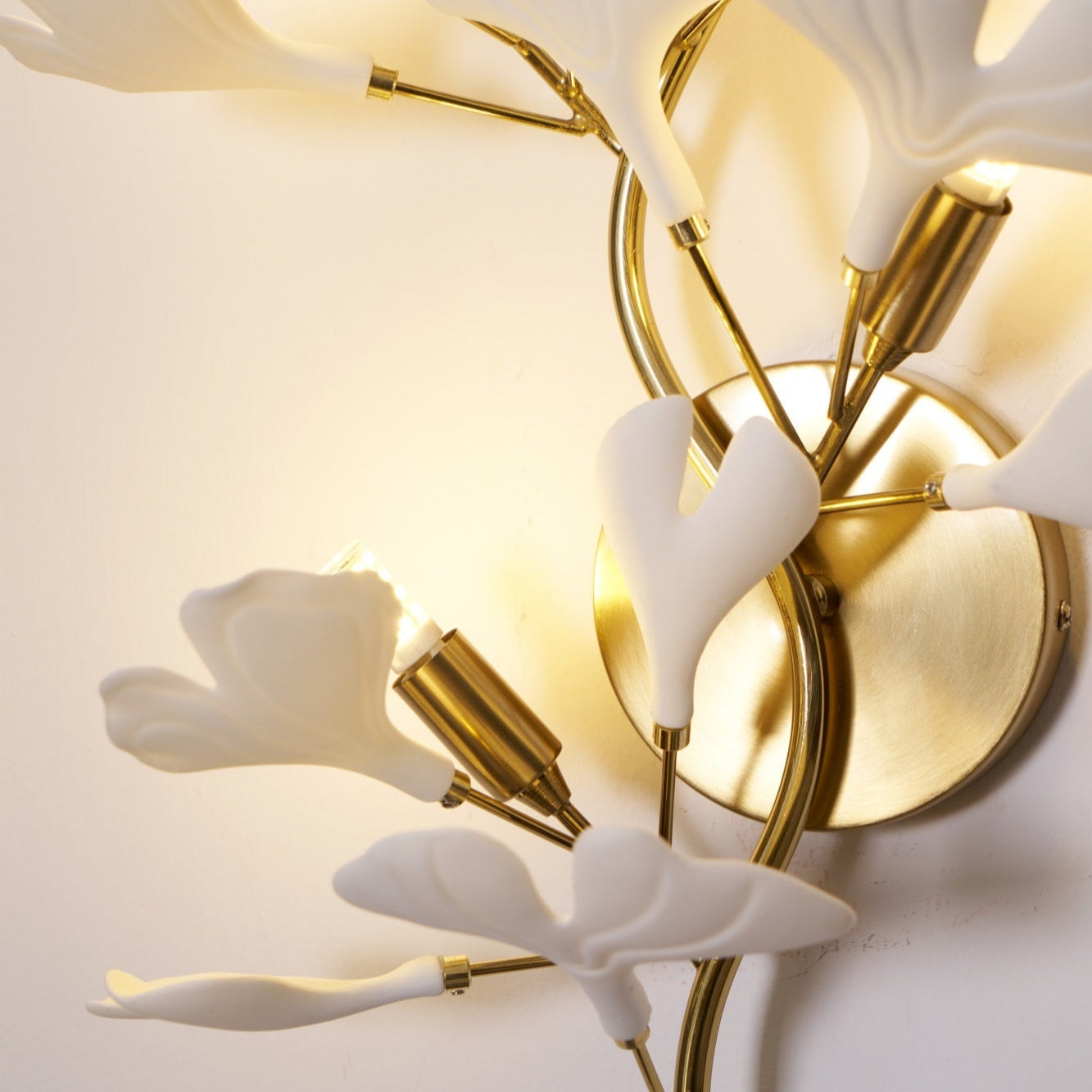 Flora | Keramik-Wandlampe Blumenblüten Design