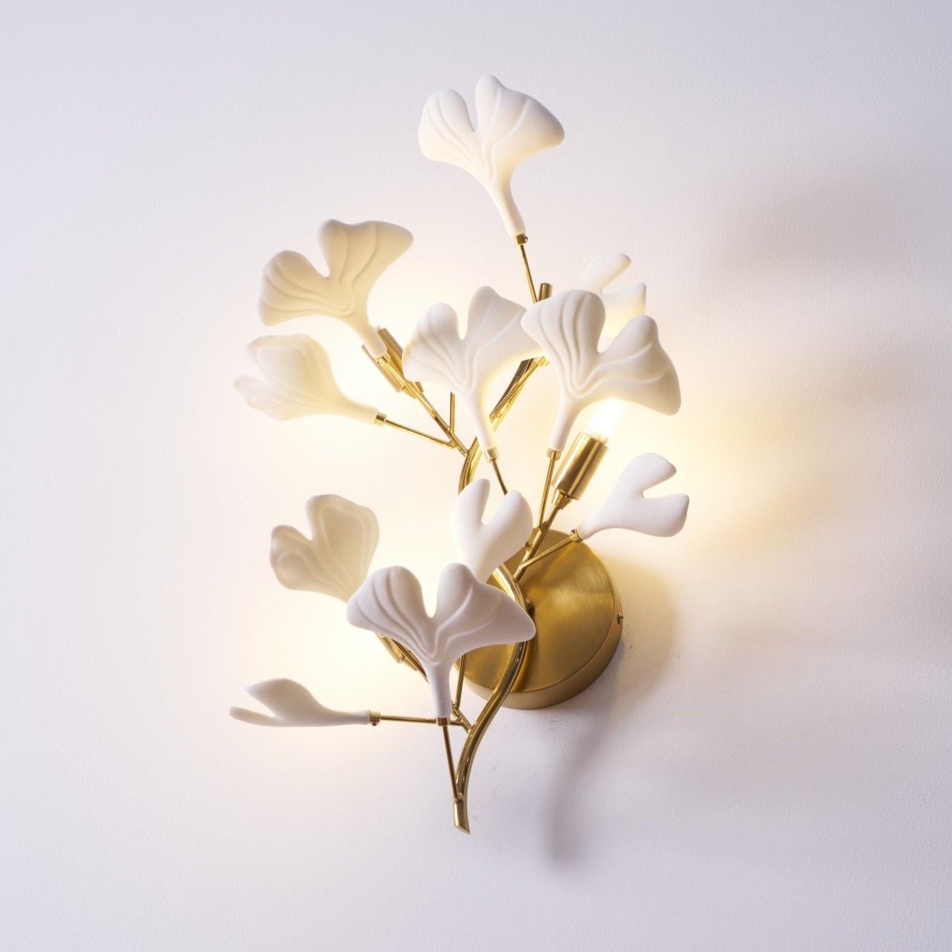 Flora | Keramik-Wandlampe Blumenblüten Design