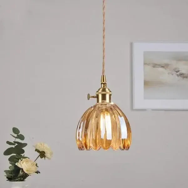 Corvya | Pendelleuchte im Glasblüten-Design