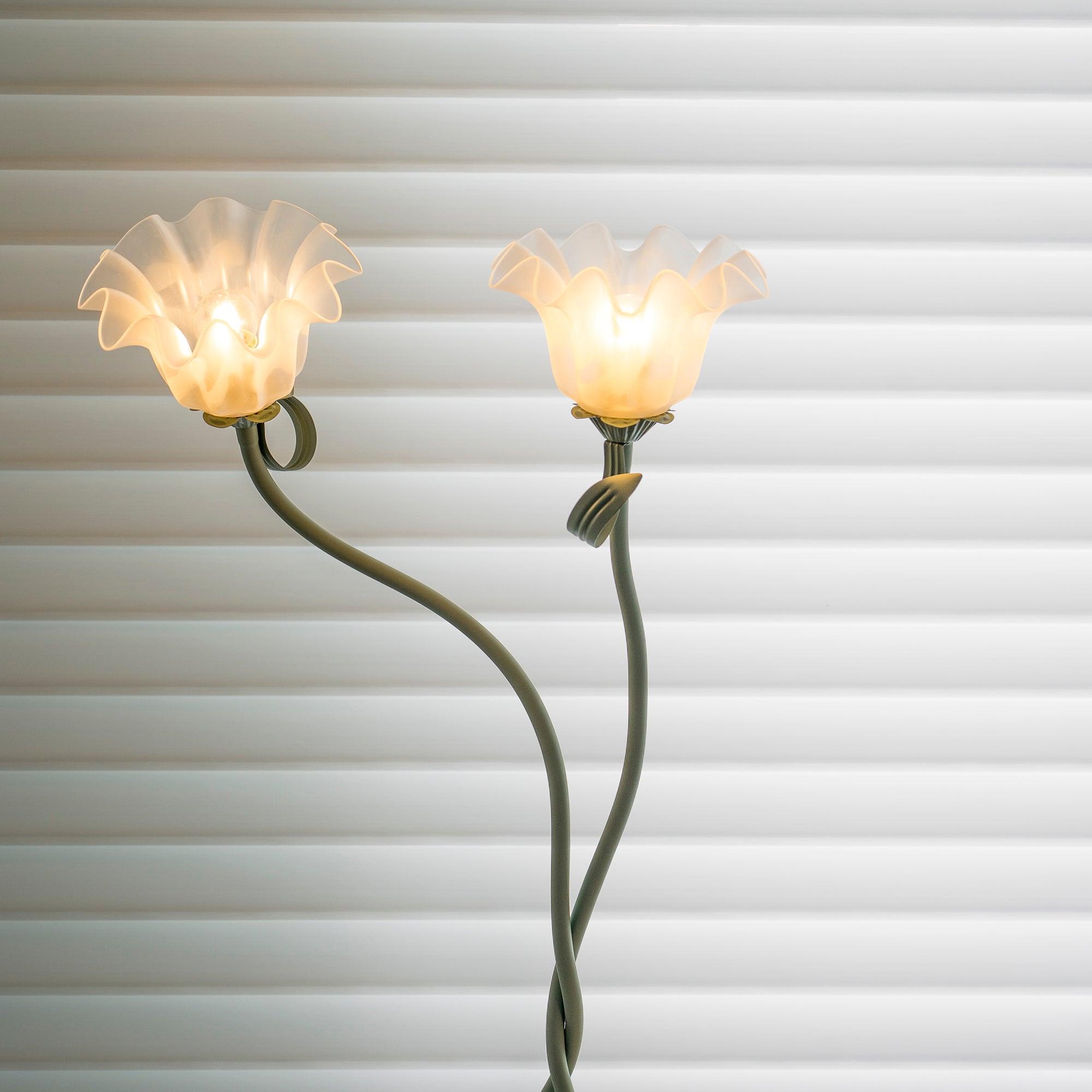 Bloomora | Blühende Design-Stehlampe