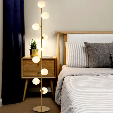 Celestina | Designer Stehlampe mit Kugellicht
