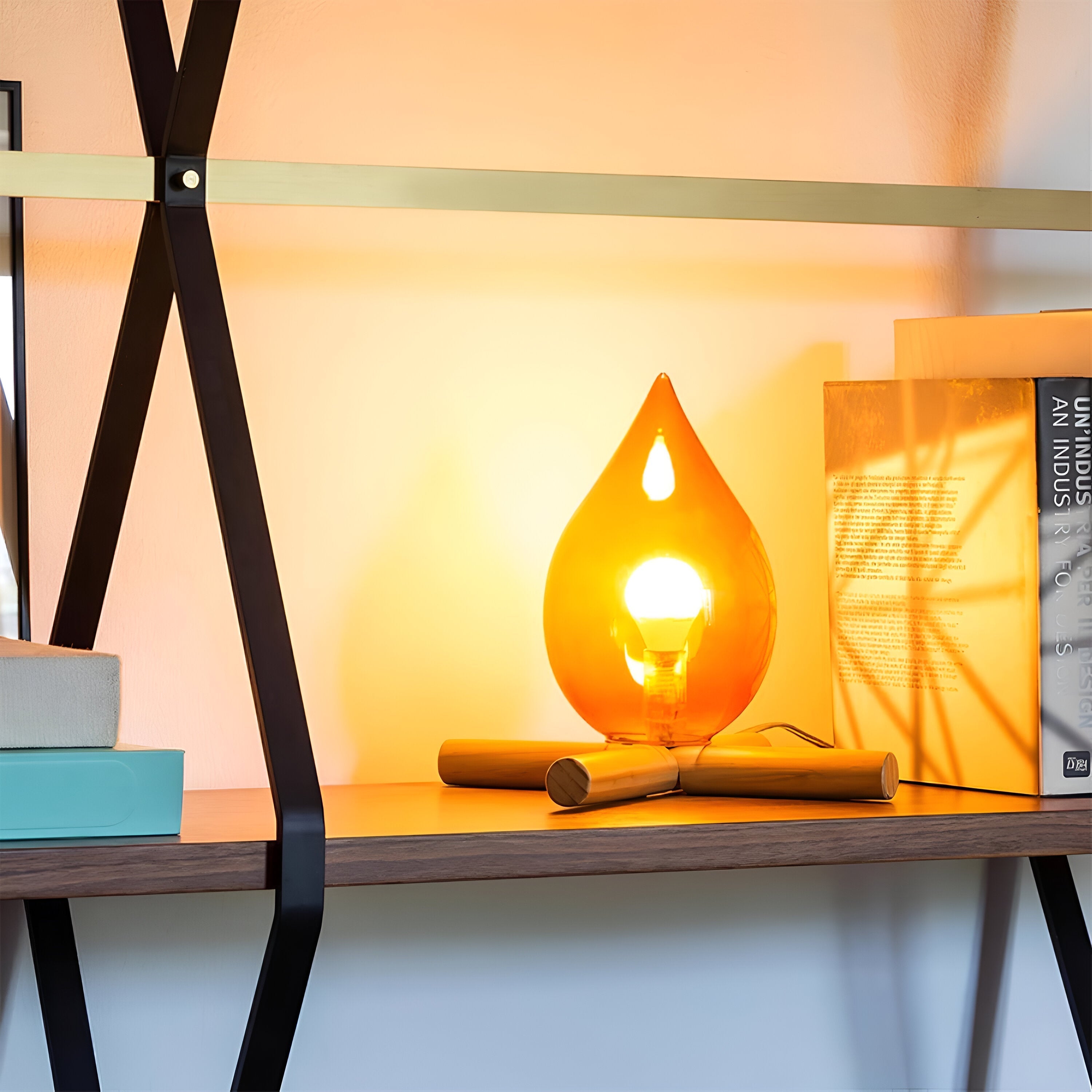 Solvia | Feuerlicht Tafellampe Tropfenform