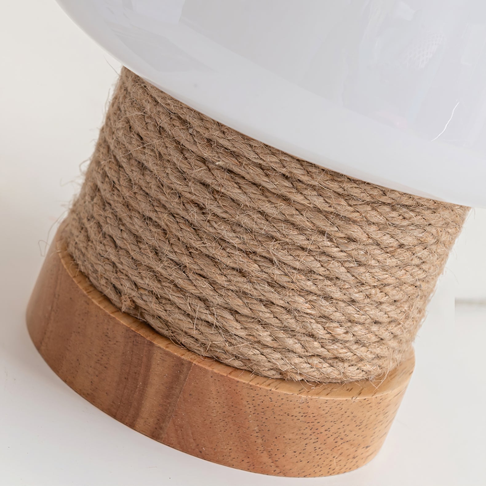Lumo | Moderne LED Tischlampe Minimalistisch Holzfuß