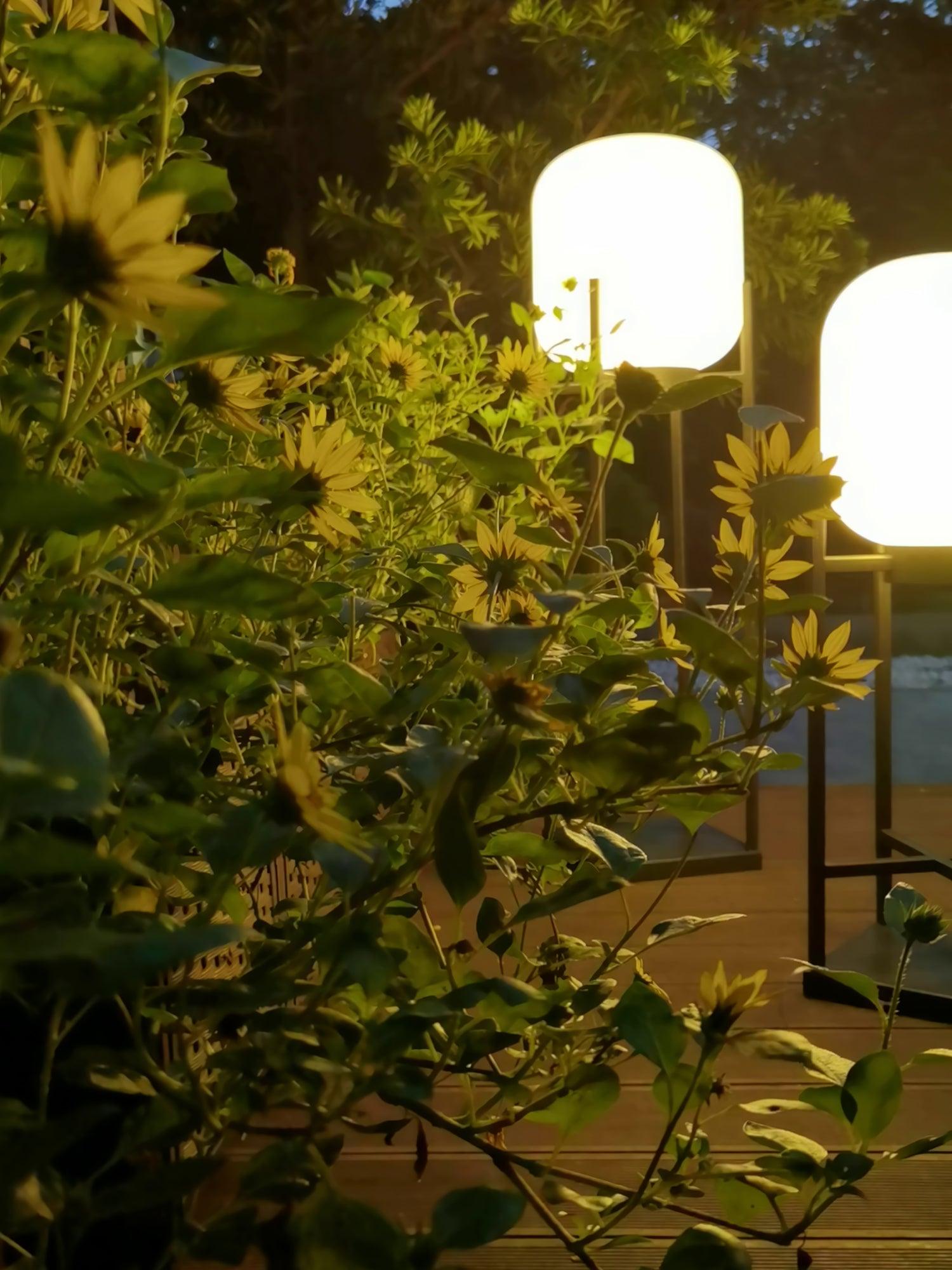 Orvella | LED Stehleuchte für Innen und Außen