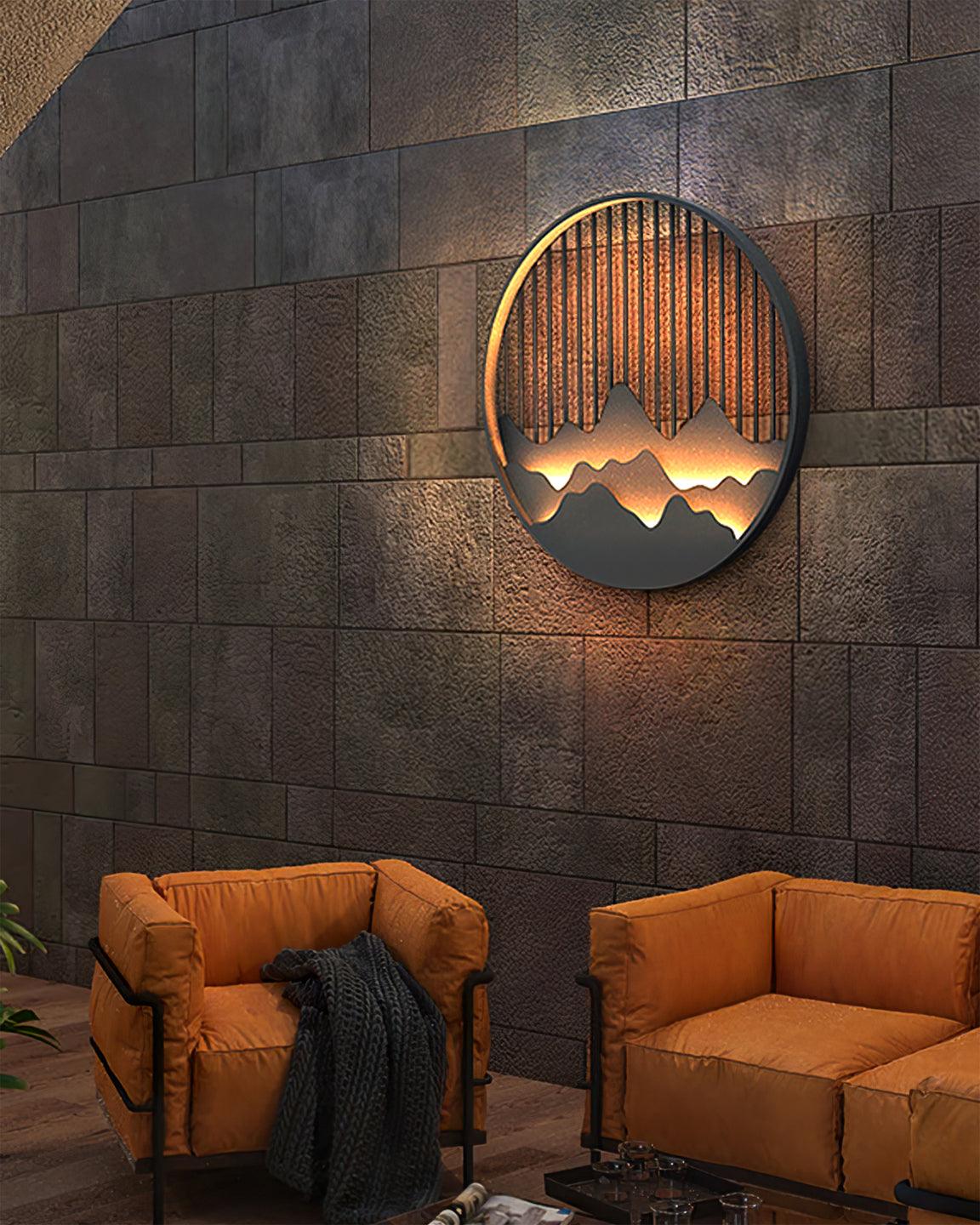 Montira | LED Wandleuchte mit Bergmotiv