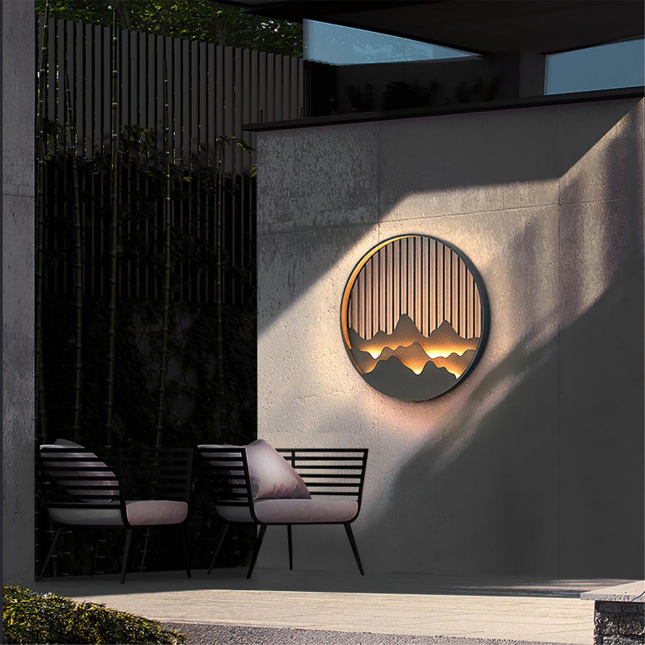 Montira | LED Wandleuchte mit Bergmotiv