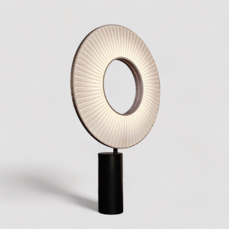 Solara | Moderne LED Tischlampe Solar