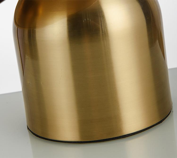 Aurelia | Moderne LED Tischlampe Gold