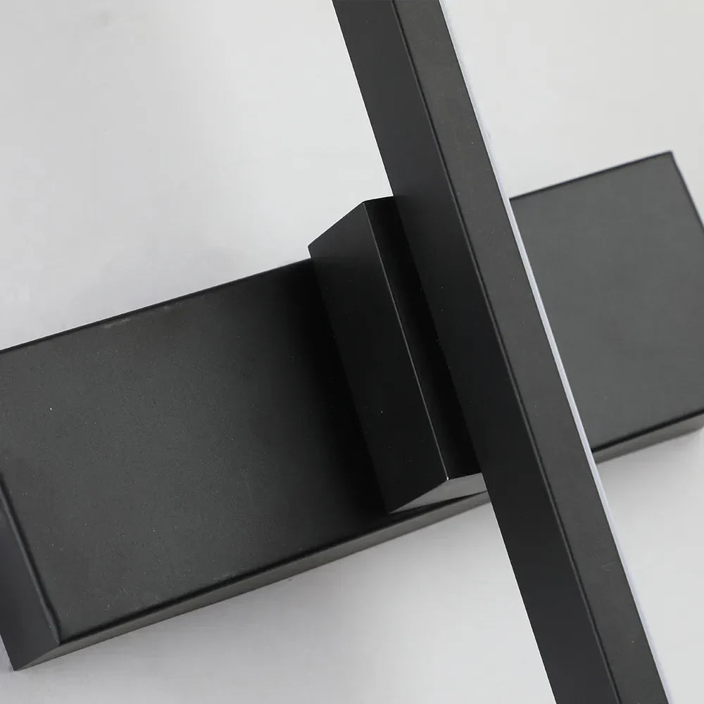 Nordic | Verstellbare LED Wandleuchte mit Stecker