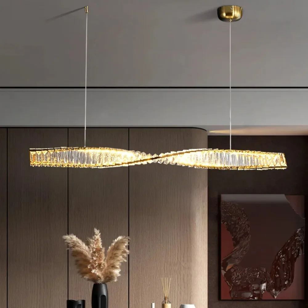 Velmira | LED Hängeleuchte mit Goldrahmen