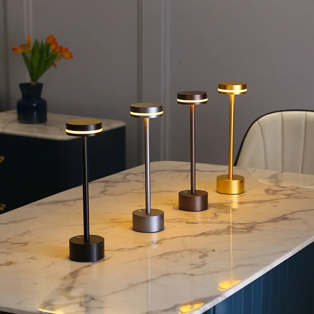 Vialis | Elegante LED-Tischleuchte
