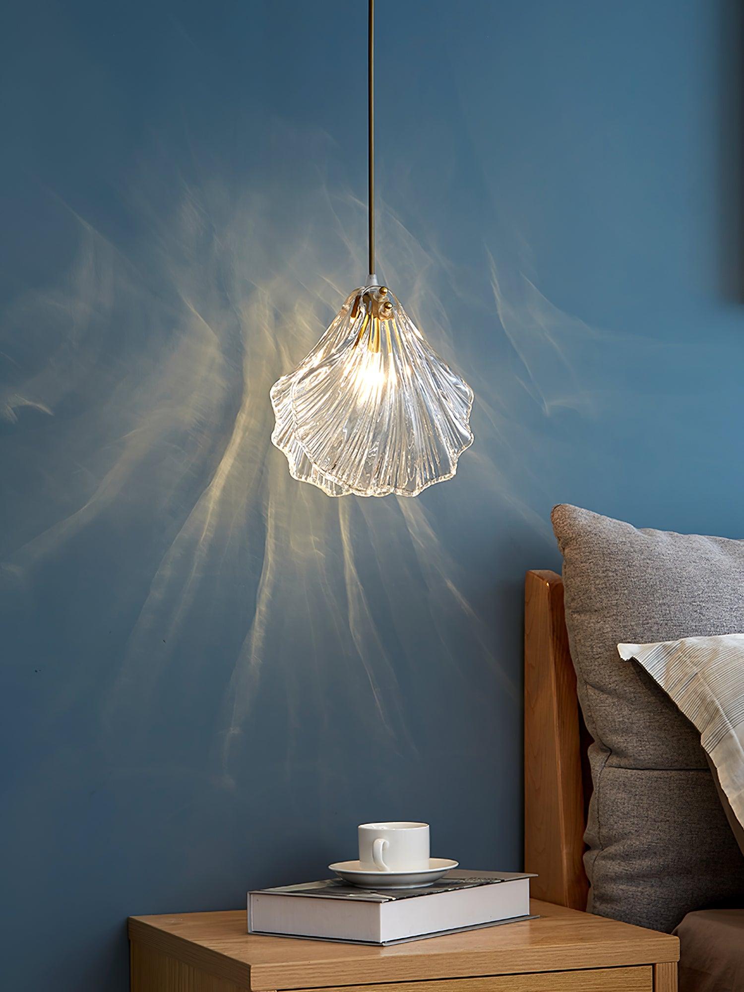 Coralia | Glas Pendelleuchte in Muschelform