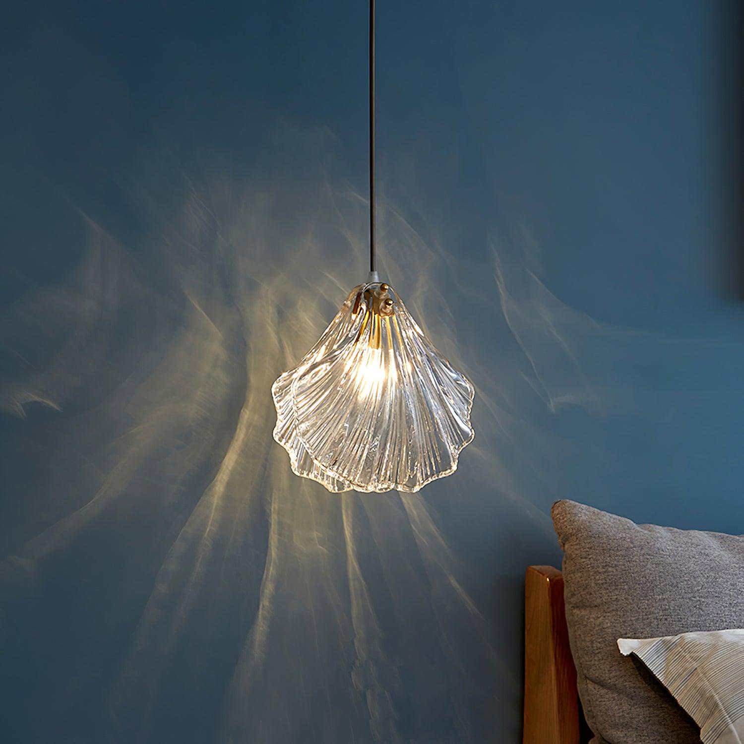 Coralia | Glas Pendelleuchte in Muschelform
