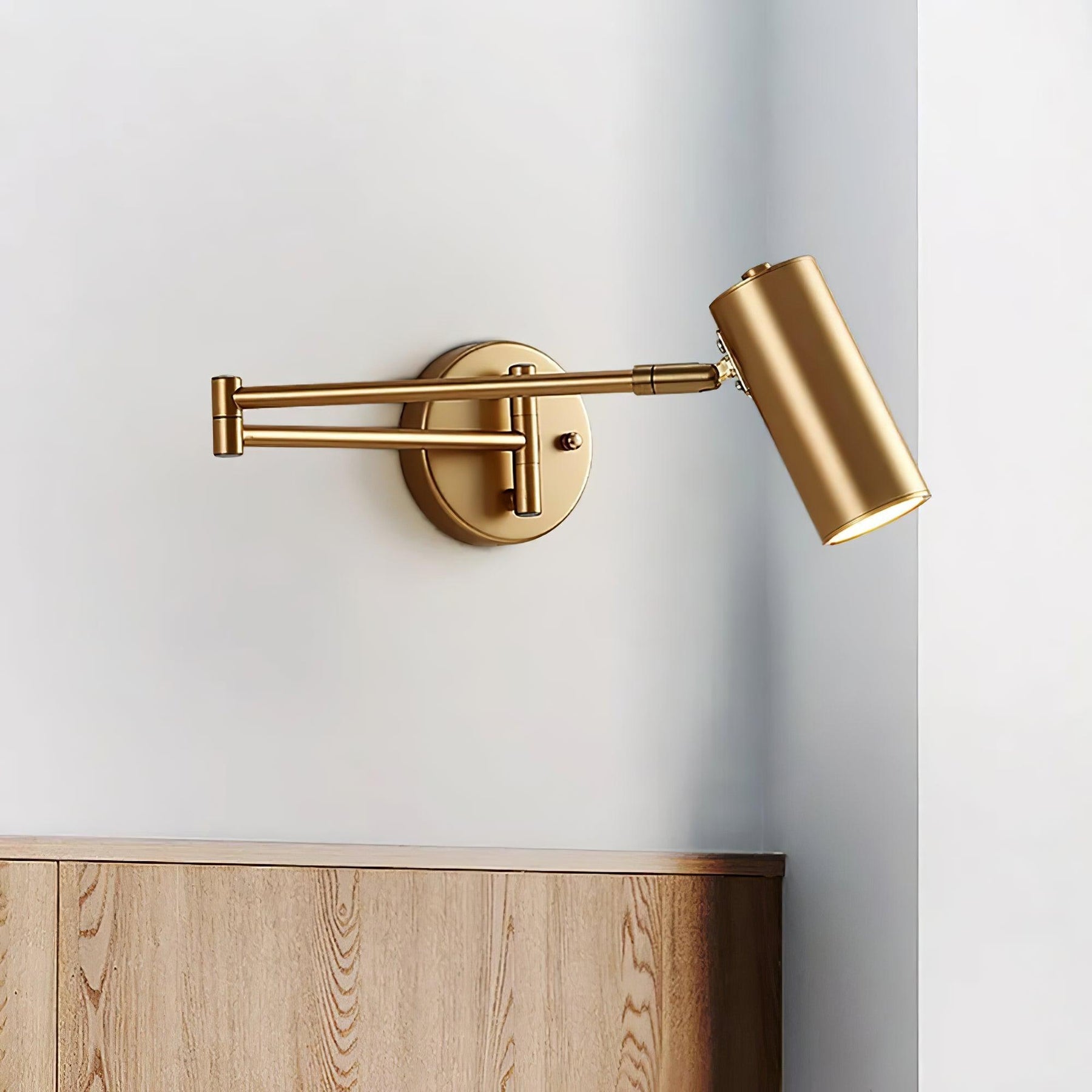 Milo | Verstellbare Moderne Metall-Wandlampe