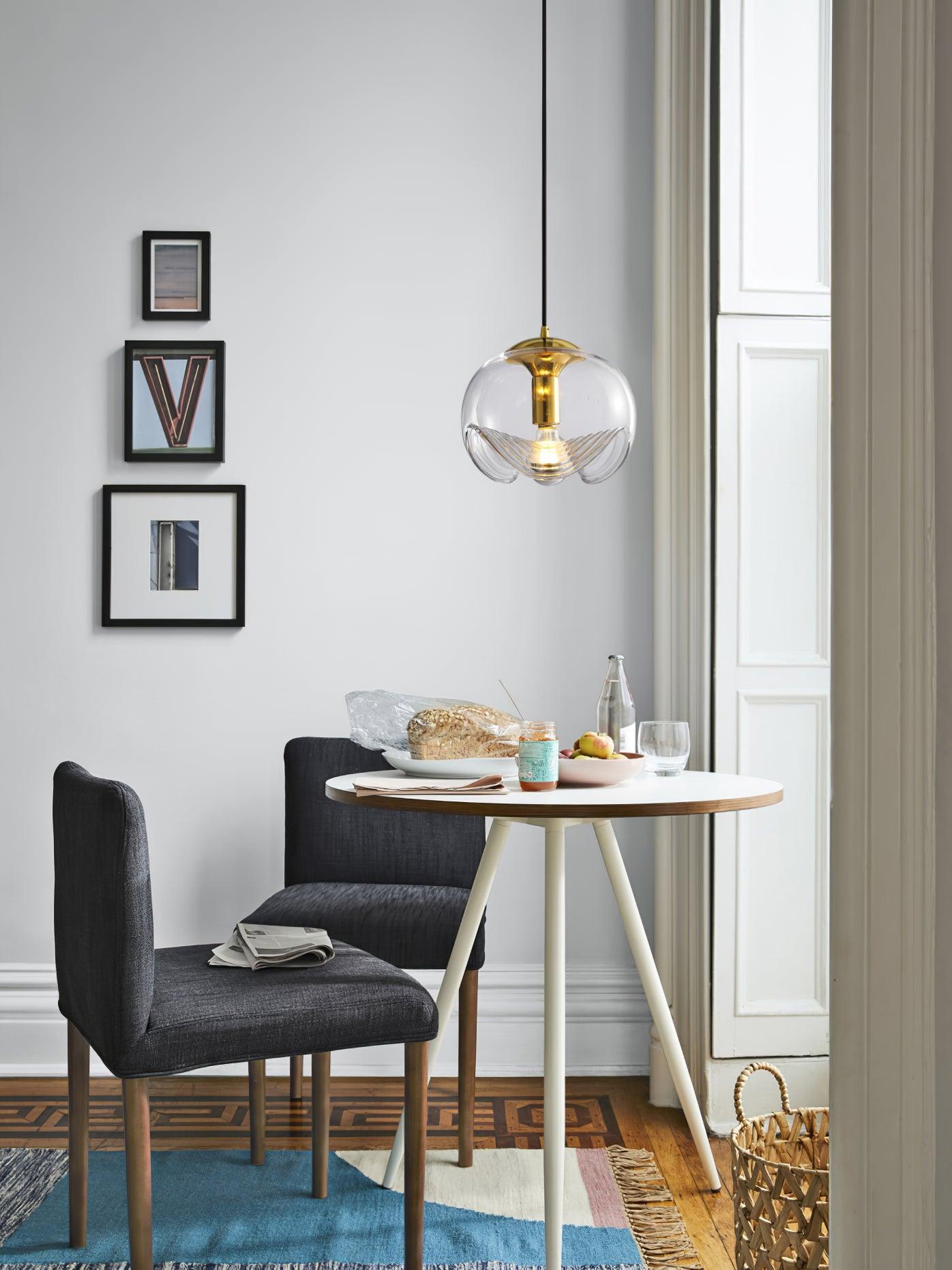 Alviera | Glas Pendelleuchte mit Skulpturform