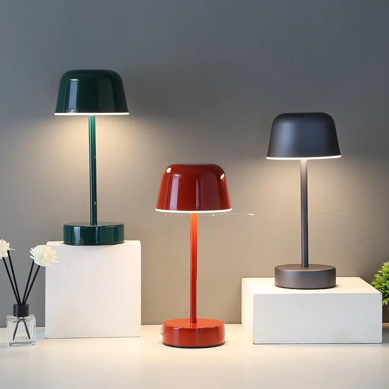 Elara | Moderne Minimalistische Tischleucht