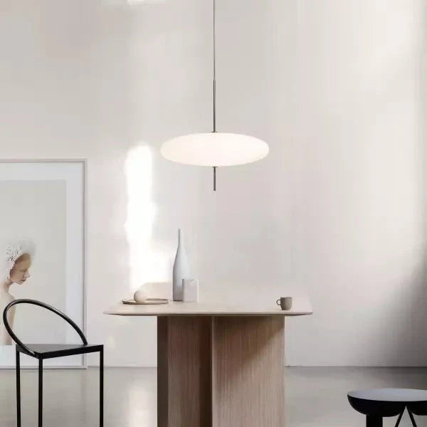 Ovalis | Pendelleuchte mit Glasdiffusor