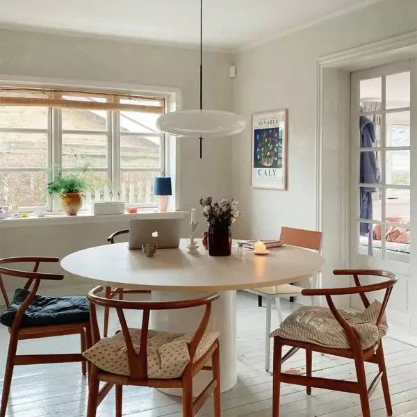 Ovalis | Pendelleuchte mit Glasdiffusor
