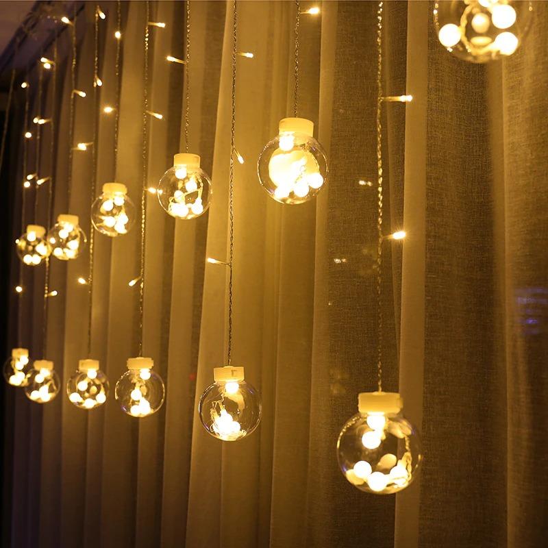 Gloriva | LED Lichterkette mit Kugeln