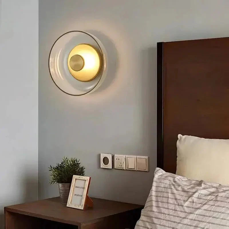 Solviera | Wandlampe mit Rundglas-Design