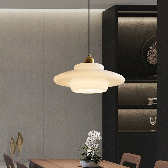 Orvella |  Glas-Pendelleuchte im Art-Déco-Stil