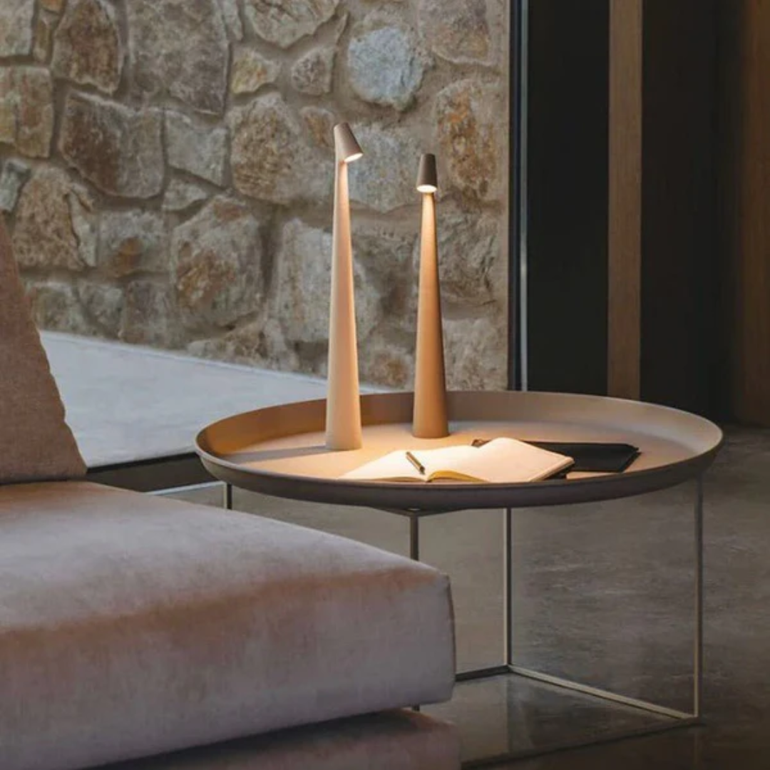 Norvia | Stehleuchte modern schlank