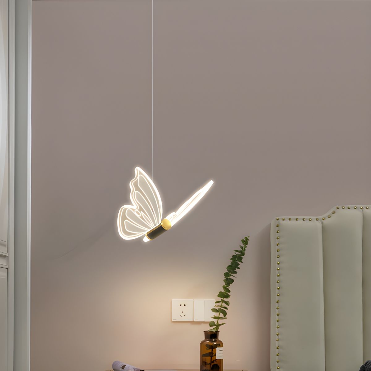 Fluvia | LED-Pendelleuchte in Schmetterlingsform