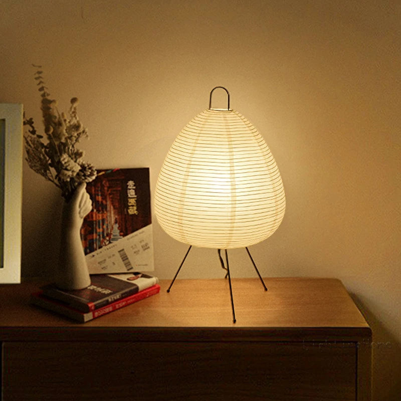 Lumina | Tischleuchte mit Papierlampenschirm