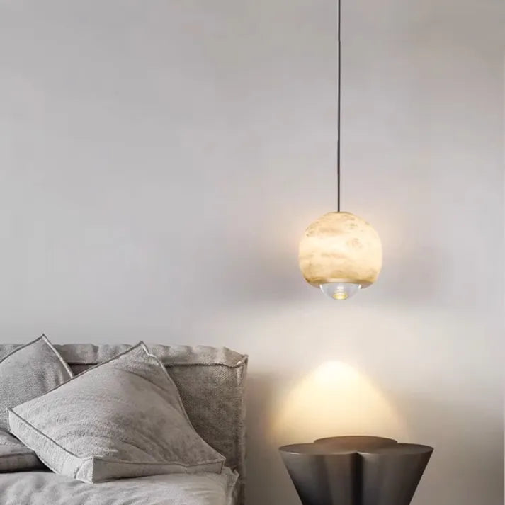 Calora | Pendelleuchte im Rundglas-Design
